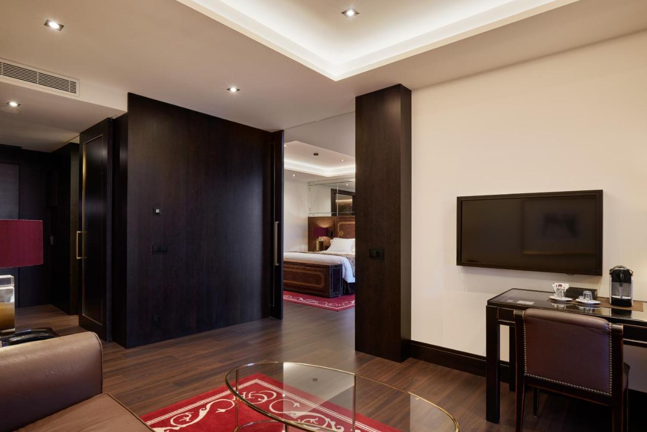 Hotel Castillo De Gorraiz&Spa ภายนอก รูปภาพ