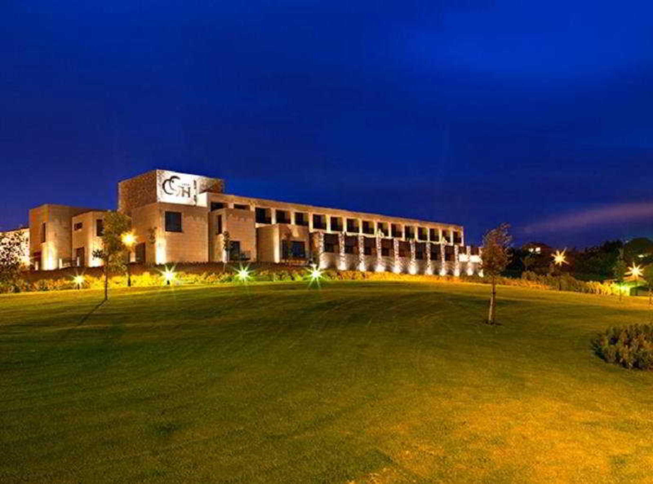 Hotel Castillo De Gorraiz&Spa ภายนอก รูปภาพ